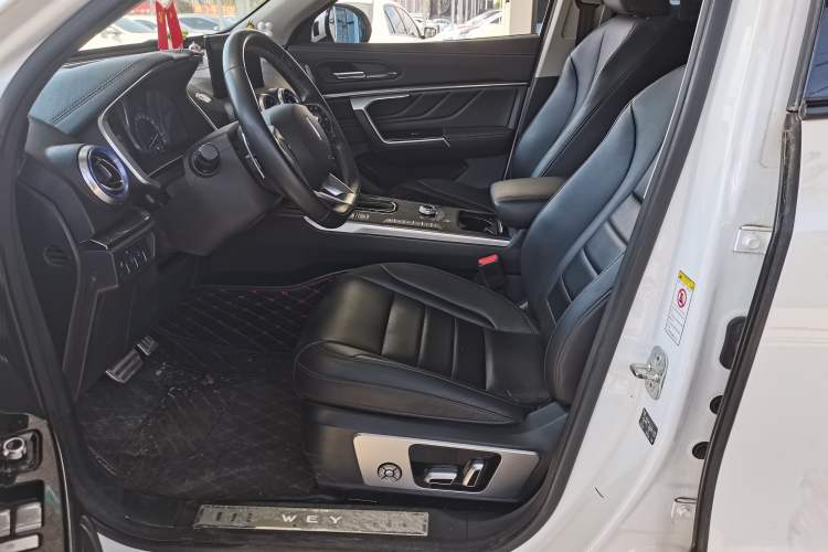 Used Wey VV5 2017 2.0T Ultra-Luxury Version
