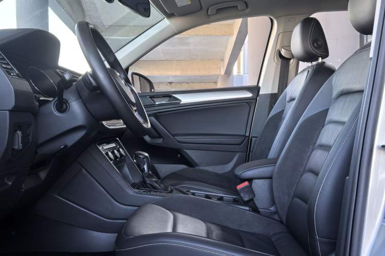 TDK.VehicleDetails.img