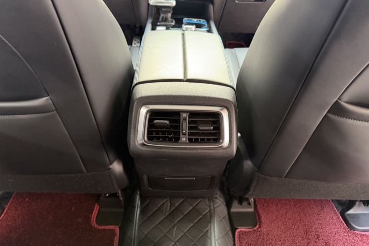 Used  BJ40 2024 2.0T Urban Hunter Honor Edition
