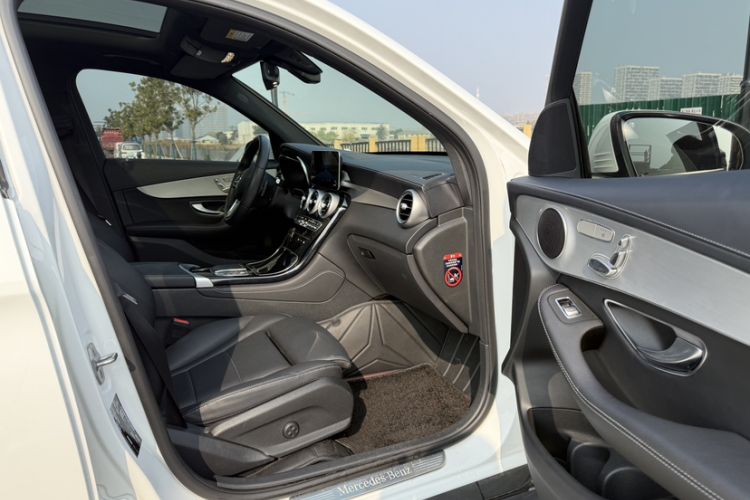 Used Mercedes-Benz GLC 2021 GLC 260 L 4MATIC Dynamic Edition
