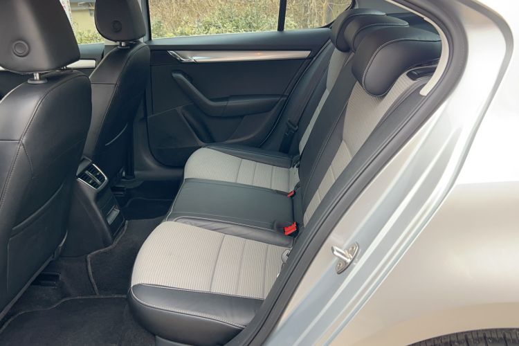 Used Skoda Octavia 2017 1.6L Automatic Chuanxing Edition
