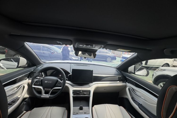 Used BYD Song PLUS New Energy 2023 Champion Edition DM-i 110KM Flagship PLUS
