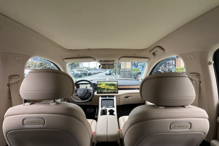 Used Hima AITO M5 2023 Extended-Range Rear-Drive Standard Version
