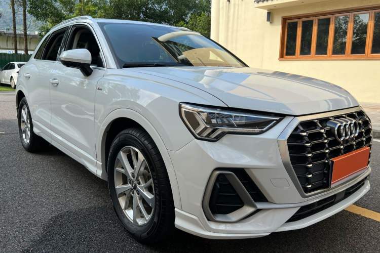 Used Audi Q3 2019 35 TFSI Advanced Dynamic Edition
