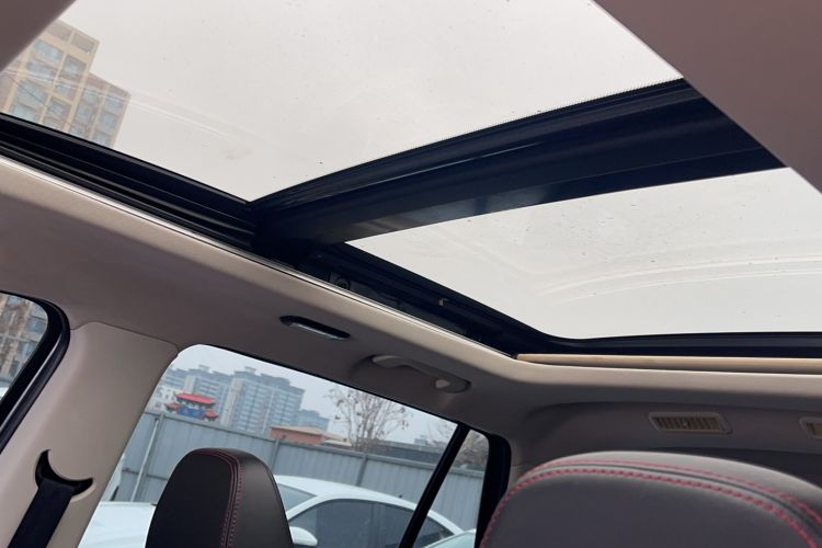 Used SWM G05 2019 2.0L Manual Luxury Edition
