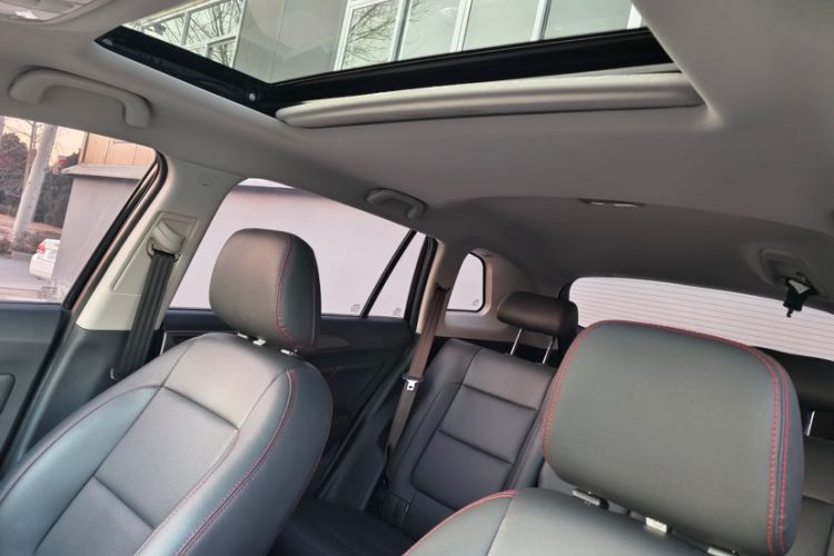 Used Changan CS75 2016 1.8T Automatic Elite Model China V Standard
