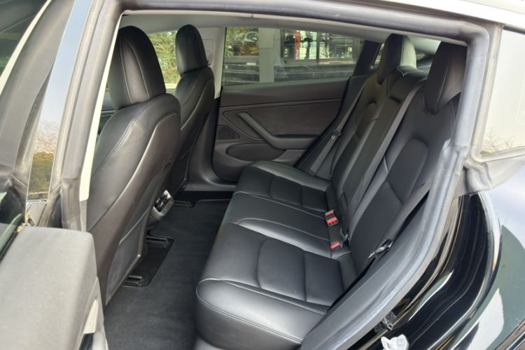 Used Tesla Model 3 2019 Long-Range Rear-Wheel-Drive Version
