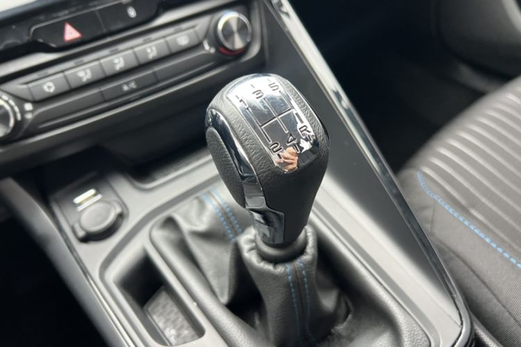 Used Peugeot 308 2016 1.6L Manual Fashion Edition