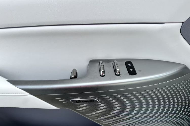 Used  eπ007 2024 Pure Electric 540 All-Wheel Drive Max Edition
