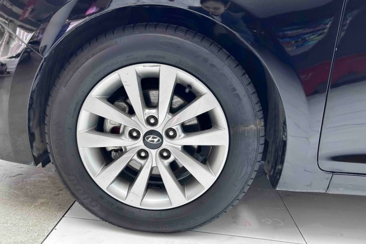 Used Hyundai Mistra 2014 1.8L Automatic Smart GLS