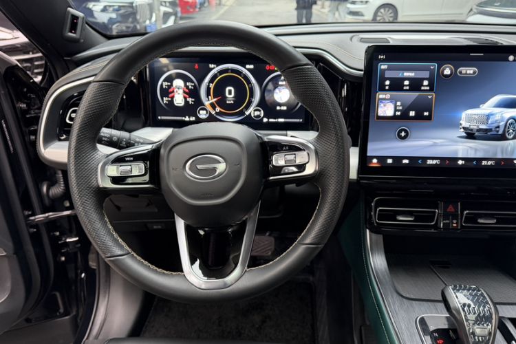 Used GAC Trumpchi GS8 2022 Flagship Series 2.0 TGDI Four-Wheel Drive Luxury Smart Connectivity Version (7 Seats)
