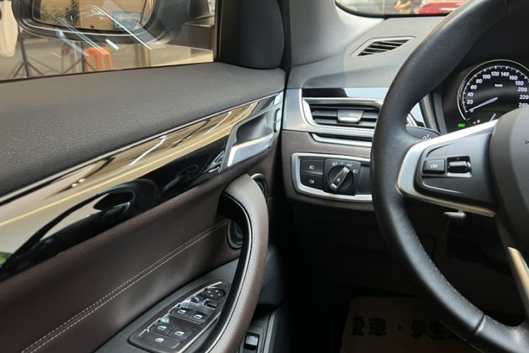 Used BMW X1 2019 xDrive20Li Luxury Model
