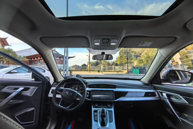 Used Geely Auto Emgrand X7 Sport 2021 Million Edition 1.8TD DCT Two-Wheel Drive Comfort Model
