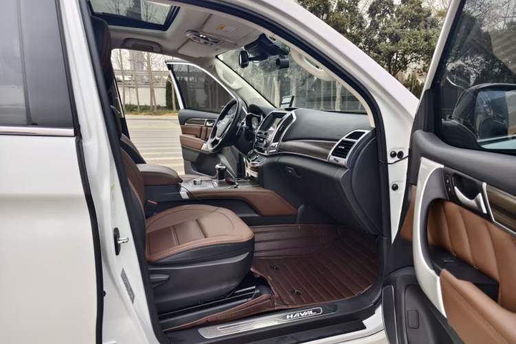 Used Haval H9 2017 2.0T Gasoline 4x4 Comfort Edition 5 Seats