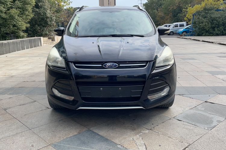 Used Ford Kuga 2013 1.6L GTDi Two-Wheel-Drive Comfort Model