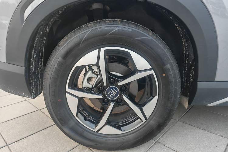 Used BYD Yuan UP 2025 Intelligent Driving Version 401 km Leading Edition
