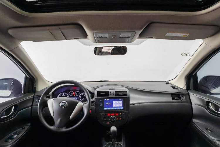 Used Nissan Tiida 2014 1.6L CVT Smart Model
