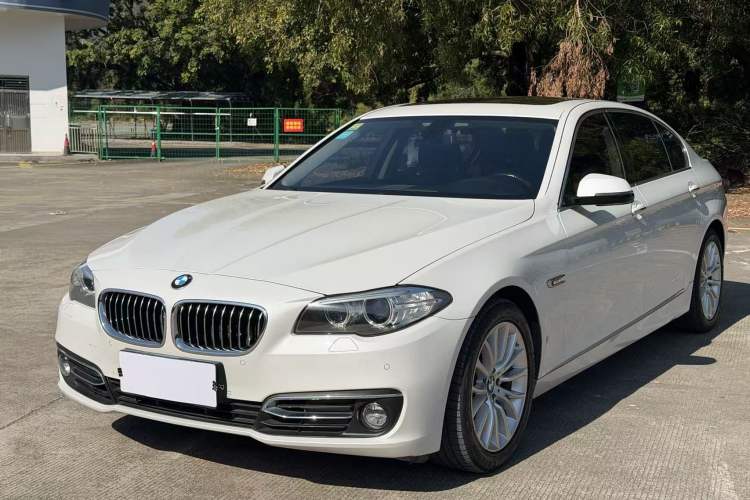 Used BMW 5 Series 2014 525Li Luxury Design Package