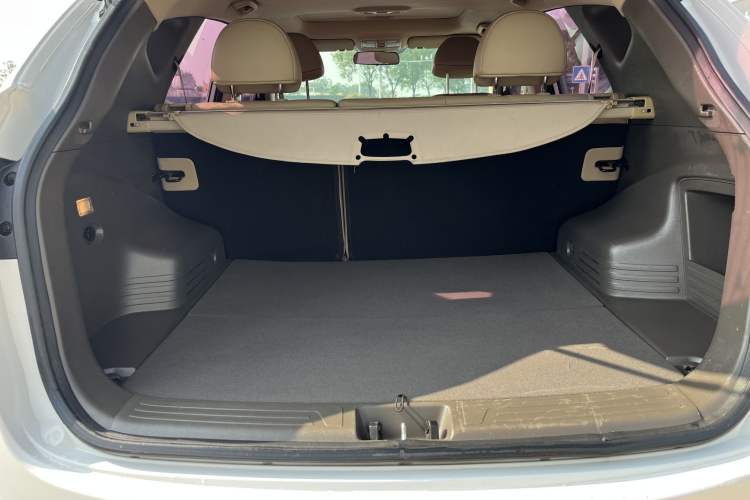 Used Hyundai ix35 2013 2.0L Automatic Two-Wheel Drive Smart GLS China IV Standard
