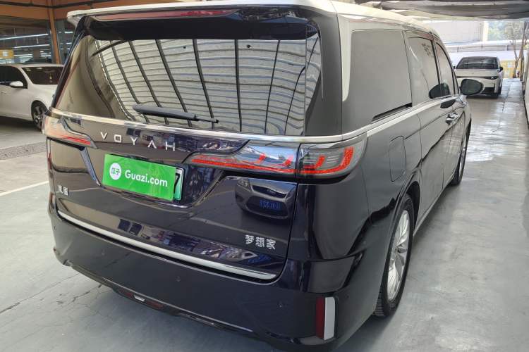 Used VOYAH Dream 2024 PHEV Extended-Range Premium Edition