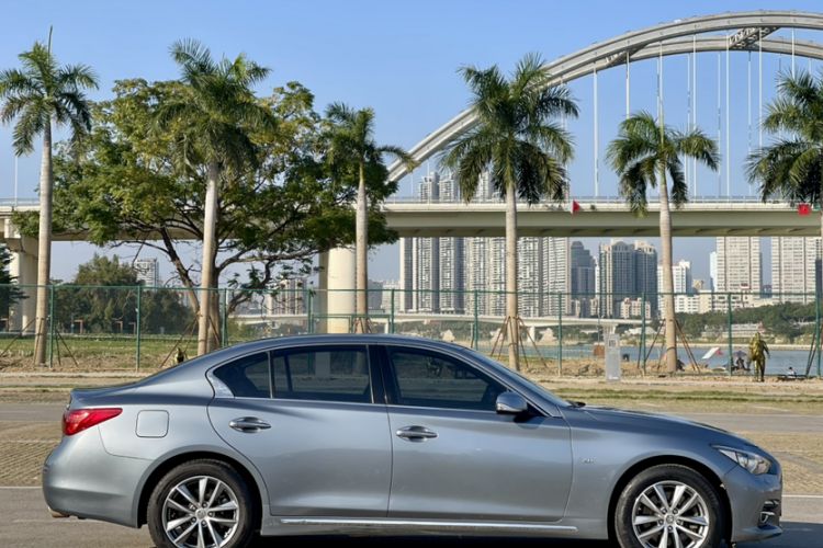 Used Infiniti Q50L 2015 2.0T Enjoyment Edition
