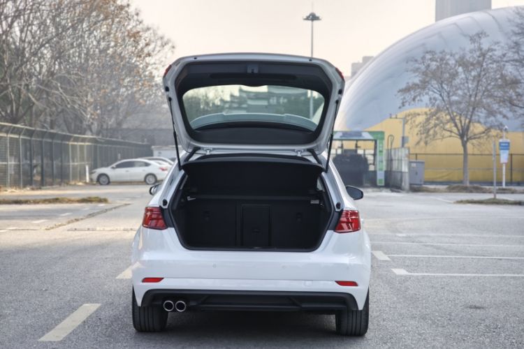 Used Audi A3 2018 30th Anniversary Edition Sportback 35 TFSI Ambition Model