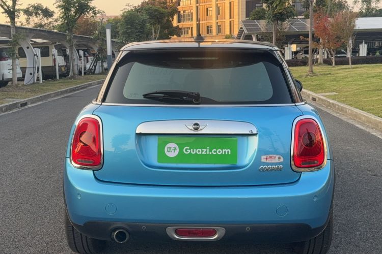 Used  MINI 2015 1.5T COOPER Fun Five-Door Edition
