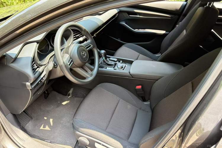 Used Mazda Mazda 3 Axela 2023 2.0L Automatic Zhiqing Edition
