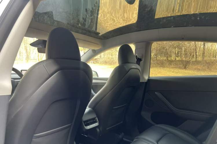 Used Tesla Model Y 2024 Rear-Wheel-Drive Version