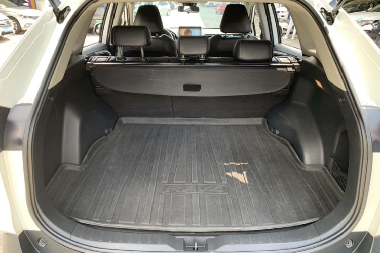 Used Toyota RAV4 2020 2.0L CVT Two-Wheel Drive Urban Edition
