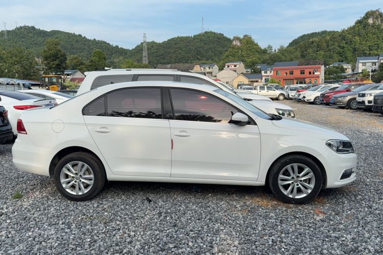 Used Volkswagen Santana 2018 1.5L Automatic Comfort Edition
