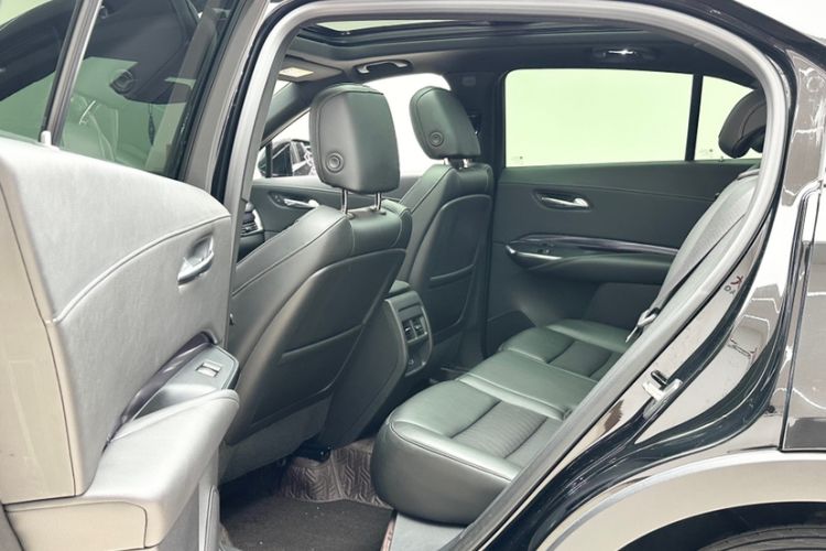 Used Cadillac XT4 2022 28T Two-Wheel Drive Fashion Edition
