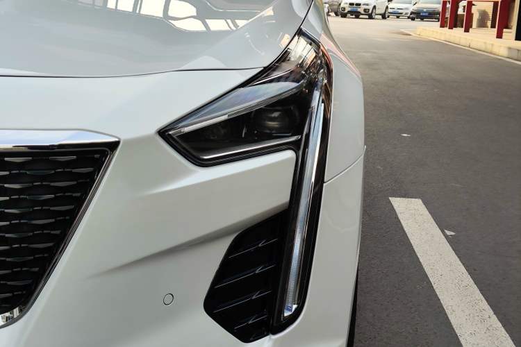 Used Cadillac CT6 2019 28T Luxury Model
