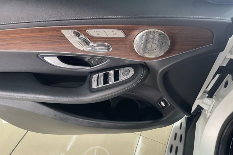 Used Mercedes-Benz GLC 2021 GLC 300 L 4MATIC Dynamic Model
