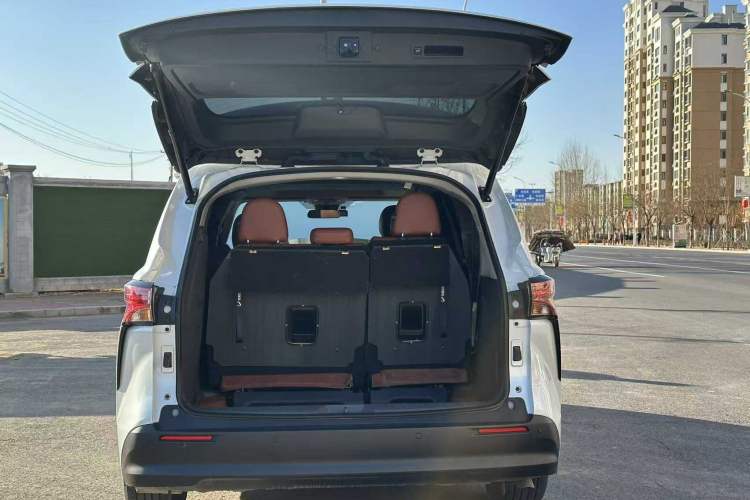 Used Toyota Sienna 2021 2.5L Hybrid Comfort Edition