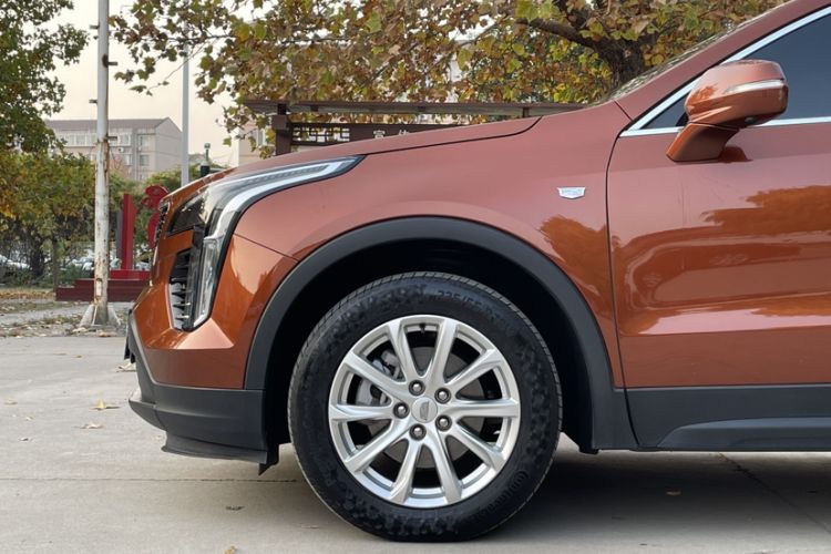 Used Cadillac XT4 2018 28T Two-Wheel Drive Tech Version
