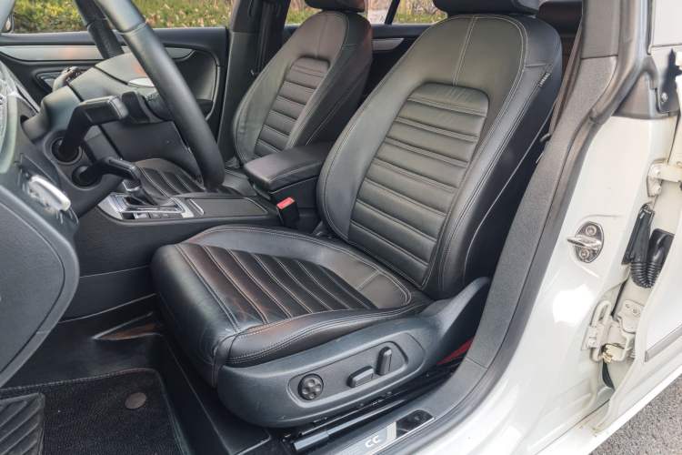 Used Volkswagen FAW-Volkswagen CC 2016 1.8TSI Prestige Model