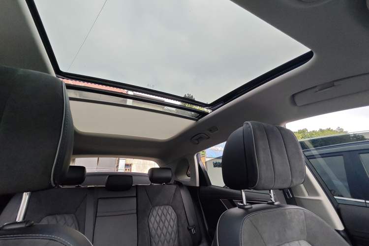 Used Hongqi HS5 2019 2.0T Smart Connect Flagship Edition
