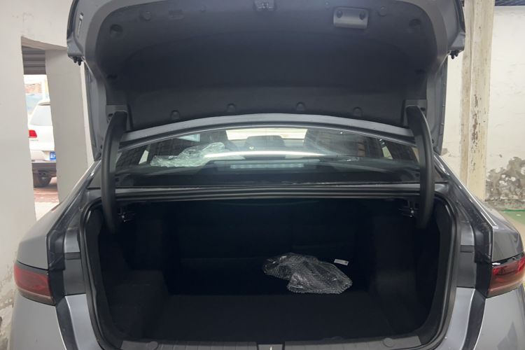 Used BYD Qin PLUS 2025 DM-i Smart Drive 55KM Leading Model