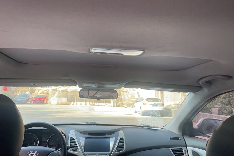 Used Hyundai Elantra 2016 1.6L Manual Prestige Edition
