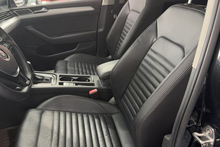 Used Volkswagen Magotan 2018 330TSI DSG Advanced Model