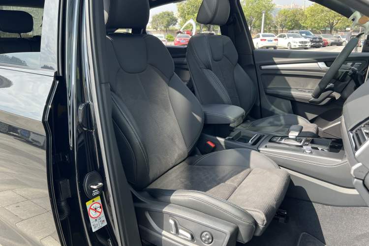 Used Audi Q5L Sportback 2024 40 TFSI Luxury Edition
