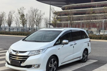 Used Honda Odyssey 2015 Revised 2.4L Luxury Edition