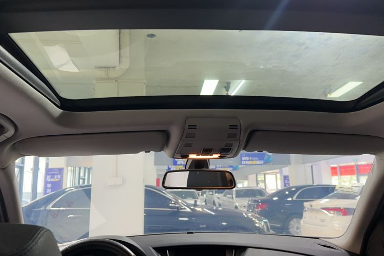 Used BMW X1 2014 sDrive18i Leading Model
