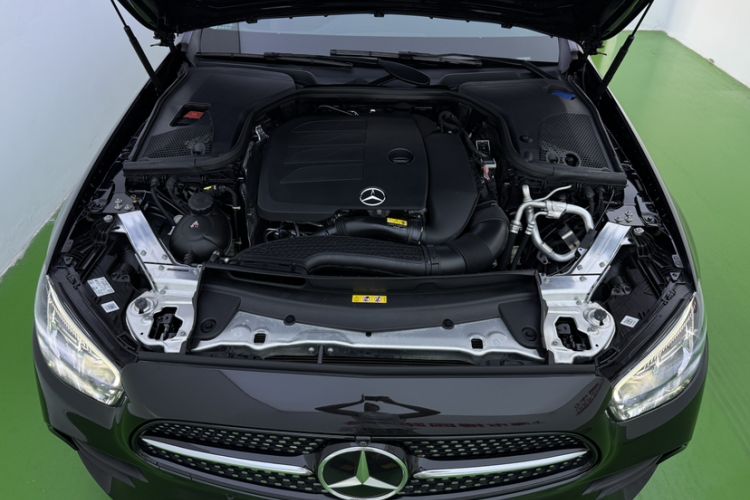 Used Mercedes-Benz E-Class 2023 Restyled E 300 L Sporty and Stylish Edition
