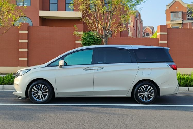 Used Buick GL8 2021 ES Land Cruiser 653T Luxury Edition
