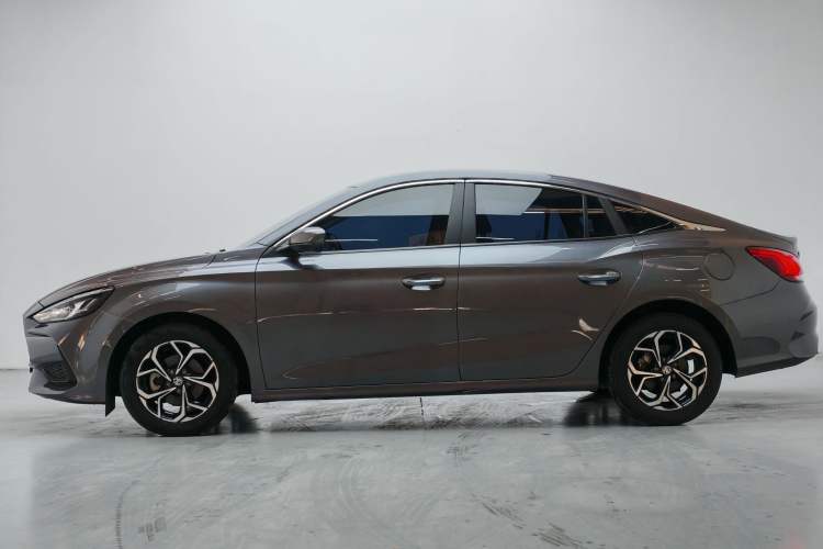 Used MG 5 2021 Revised Version 180 DVVT CVT Youth Luxury Edition