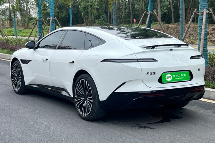 Used  12 2025 Ultra Extended-Range Edition
