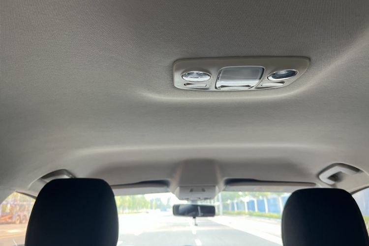 Used  5LS 2014 1.8L automatic Comfort version VTi140
