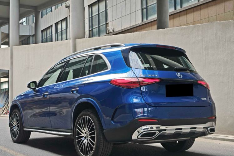 Used Mercedes-Benz GLC 2023 GLC 300 L 4MATIC Luxury Model 5 Seats
